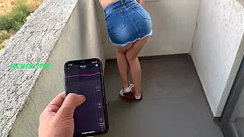 play ステップシスターはショッピングモールでロベンセの緑豊かな振動おもちゃでジューシーになります xhentai.live