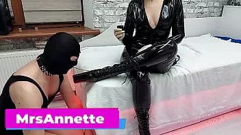 Reproduzir Hentai sissy boy femdom hard fisting e strapon grande dildo! menina fode cinta de bunda travesti