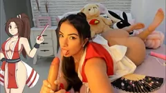 Afspelen Mai Shiranui's intense cosplay-orgasme: seksspel en Hitachi-vibratorspel